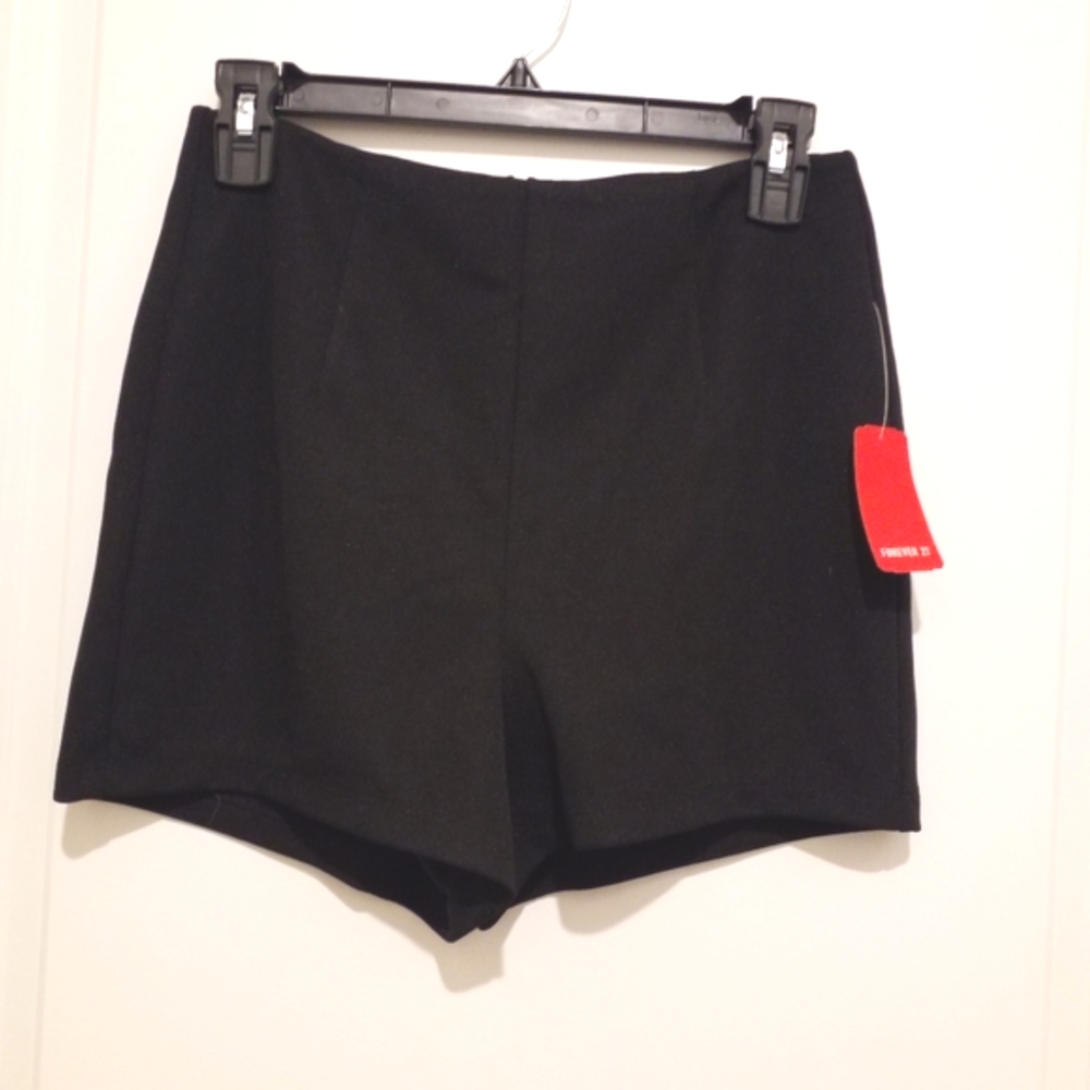NWT Forever 21 High Waisted Black Shorts